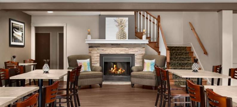 蒙克顿温德姆Travelodge套房酒店(Travelodge Suites by Wyndham Moncton)图片