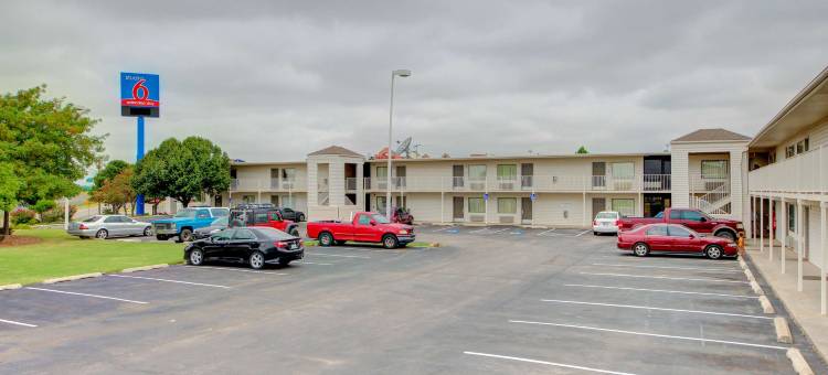 俄克拉荷马德韦斯特城 - 俄克拉荷马市 6 号开放式客房酒店(Studio 6 Midwest City, OK - Oklahoma City)图片
