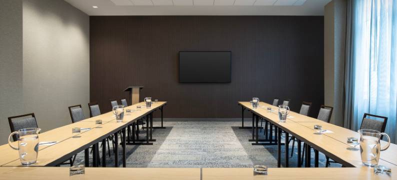 纳奈莫万怡酒店(Courtyard Nanaimo)图片