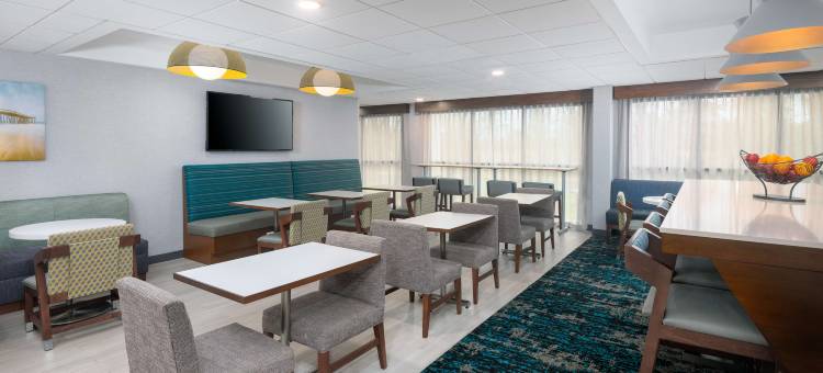 索尔兹伯里欢朋酒店(Hampton Inn Salisbury)图片