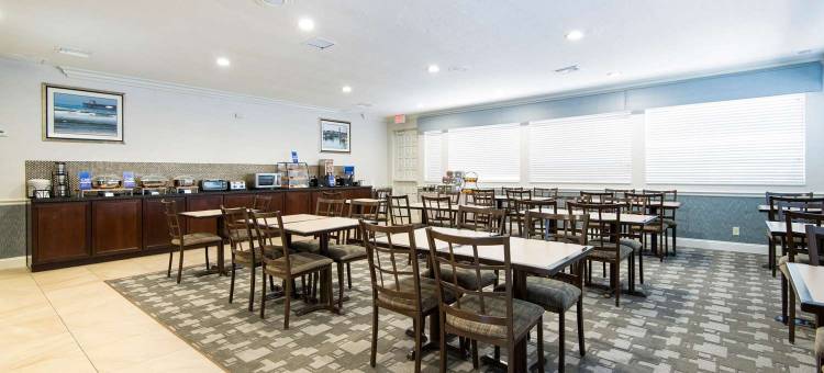 欧申赛德贝斯特韦斯特酒店(Best Western Oceanside Inn)图片