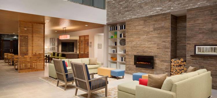 阿什维尔河艺术区乡村旅馆及套房 - 丽笙酒店集团(Country Inn & Suites by Radisson Asheville River Arts District)图片