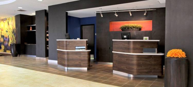 阿灵顿山洛克威万怡酒店(Courtyard Rockaway-Mt. Arlington)图片