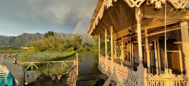 扎尹达里宫船屋(Houseboat Zaindari Palace)图片