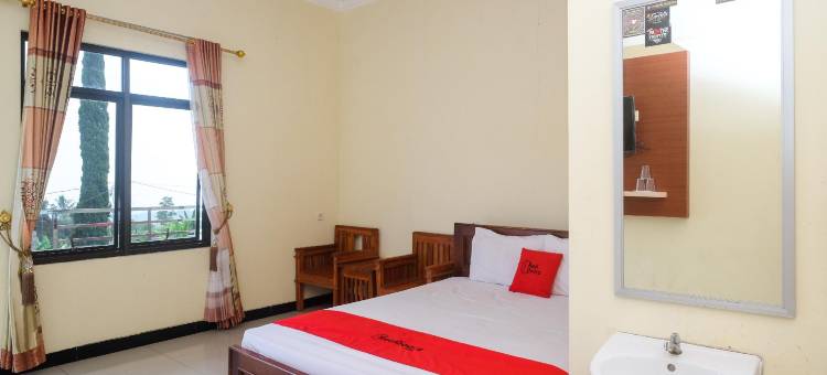 RedDoorz Near Candi Sukuh Karanganyar图片