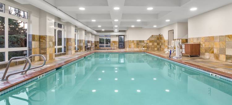 智选假日套房酒店塔科马(Holiday Inn Express & Suites Tacoma)图片