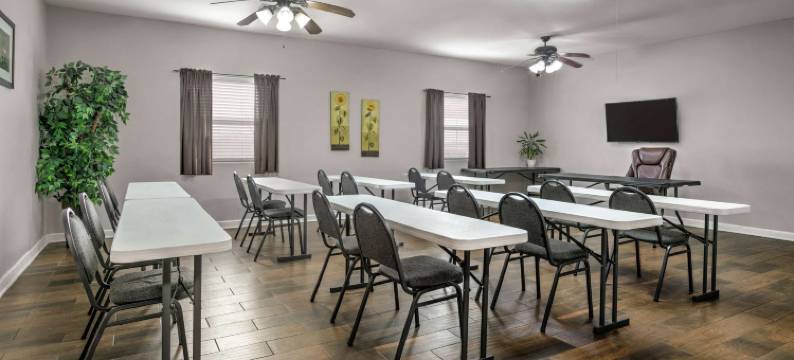 卡博特温德姆戴斯套房酒店(Days Inn & Suites by Wyndham Cabot)图片