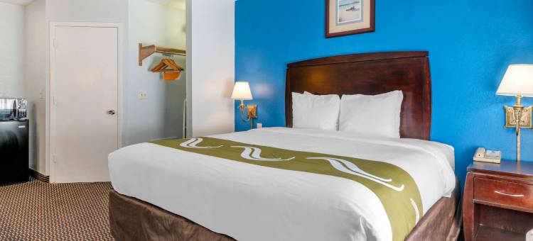 北萨拉索塔凯艺酒店-近丽都岛海滩(Quality Inn Sarasota North Near Lido Key Beach)图片