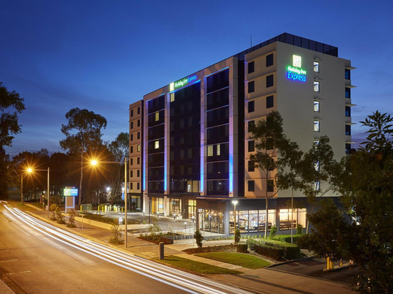 悉尼麦考瑞公园智选假日酒店