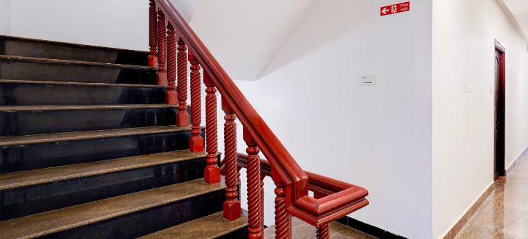 Super Townhouse White Town Rock Beach Formerly Prakasam Residency图片