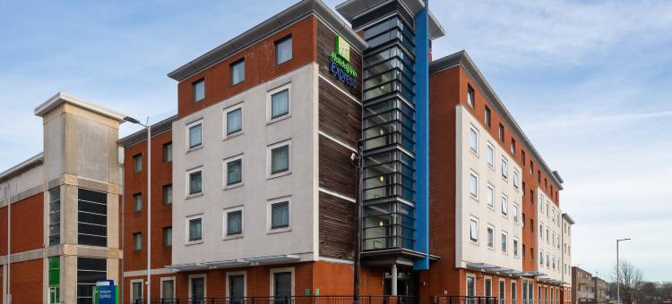 Holiday Inn Express 斯蒂文尼奇(Holiday Inn Express Stevenage)图片