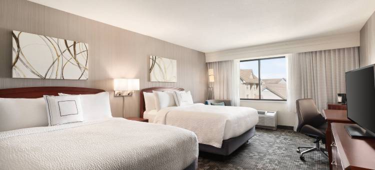 萨利纳斯蒙特利万豪万怡酒店(Courtyard Salinas Monterey)图片