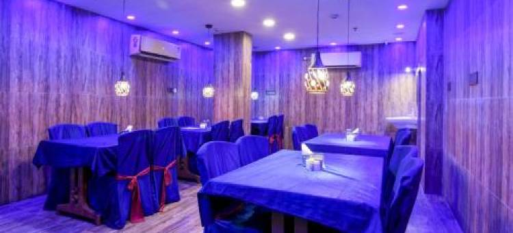 Super Townhouse VIP Road Formerly the Sky图片