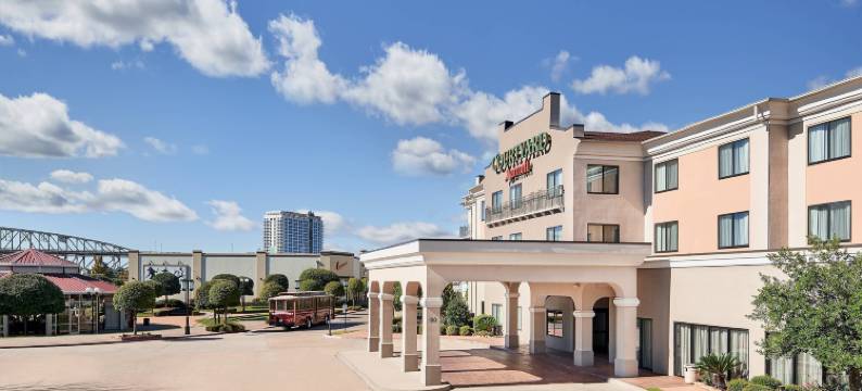 什里夫波特博西尔市/路易斯安那州布劳德沃克万怡酒店(Courtyard Shreveport-Bossier City/Louisiana Boardwalk)图片
