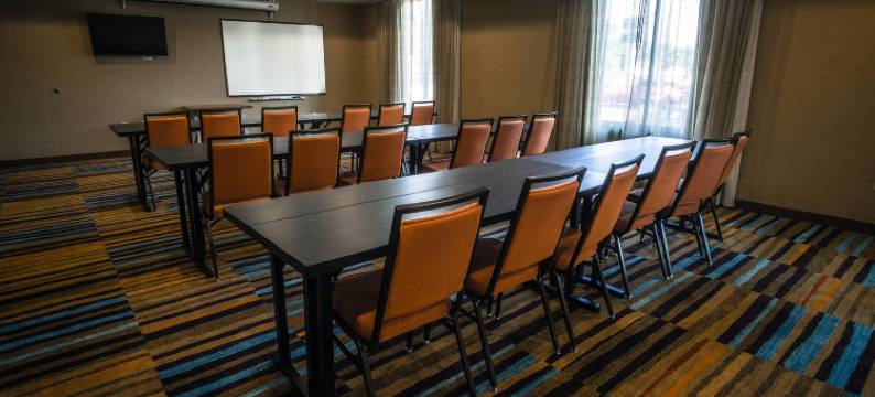 威斯康星州戴尔斯万枫酒店及套房(Fairfield Inn & Suites Wisconsin Dells)图片