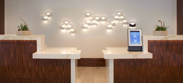 东兰辛大学广场万豪酒店(Marriott East Lansing at University Place)图片