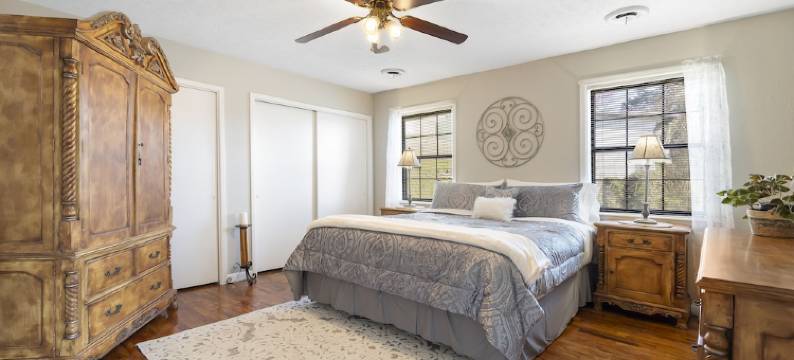 "AMAZING RETREAT" Minutes to Downtown Hollister, Branson and Thunder Ridge图片