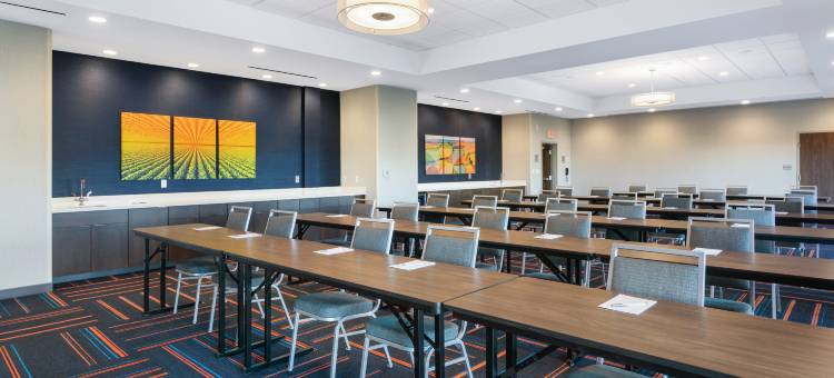 瑟克尔维尔欢朋酒店(Hampton Inn by Hilton Circleville)图片