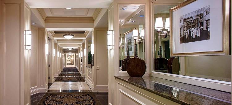 伯明翰市中心塔特怀勒欢朋套房酒店(Hampton Inn & Suites Birmingham-Downtown-Tutwiler)图片