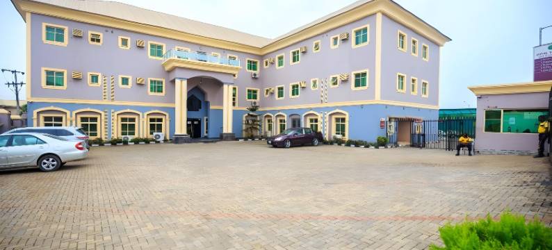 皇家特雷斯大楼酒店(Royal Terrace Hotel & Towers)图片