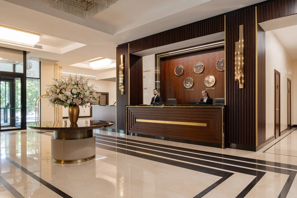 City Hotel Over view