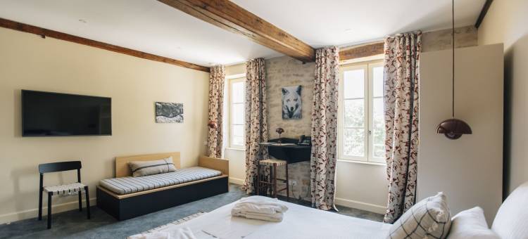 特雷斯吉拉德城堡酒店(Castel de Tres Girard)图片