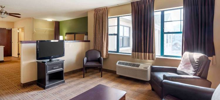 芝加哥伍德菲尔德商城长住美国酒店(Extended Stay America Suites - Chicago - Woodfield Mall)图片