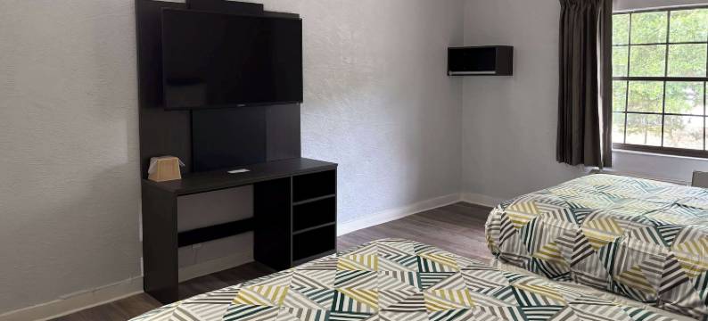 开间6塔拉哈西，FL - 北门罗(Studio 6 Tallahassee, FL North Monroe)图片