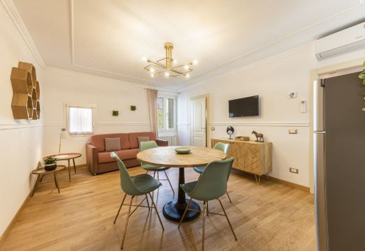 Rosé by Mmega Hotel Overview