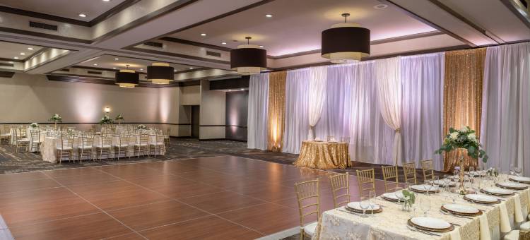 圣贝纳迪诺希尔顿逸林酒店(DoubleTree by Hilton San Bernardino)图片