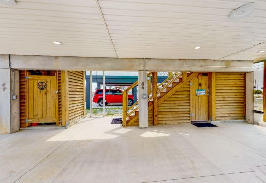 Cornerstone Beachside Cottage Hotel Overview