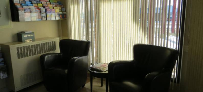 斯特昂佩德酒店(Stampeder Inn)图片