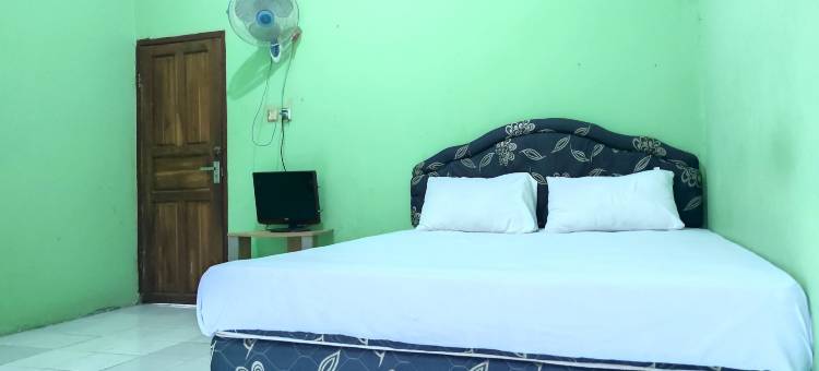 OYO 93411教法酒店托博朗(OYO 93411 Syariah Hotel Tomborang)图片