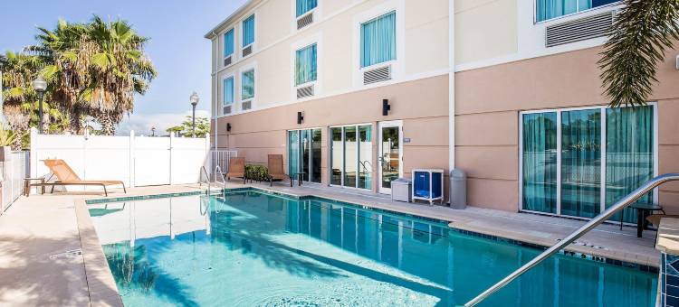 蓬塔戈尔达夏洛特港舒眠套房酒店(Sleep Inn & Suites Port Charlotte-Punta Gorda)图片