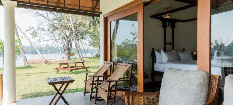 克兰加诺历史咖啡馆酒店(Cranganor History Café & Riverside Château)图片