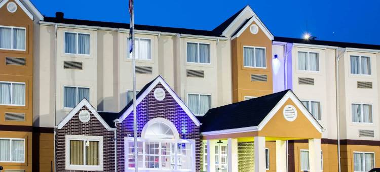 Microtel Inn & Suites by Wyndham Charleston WV图片