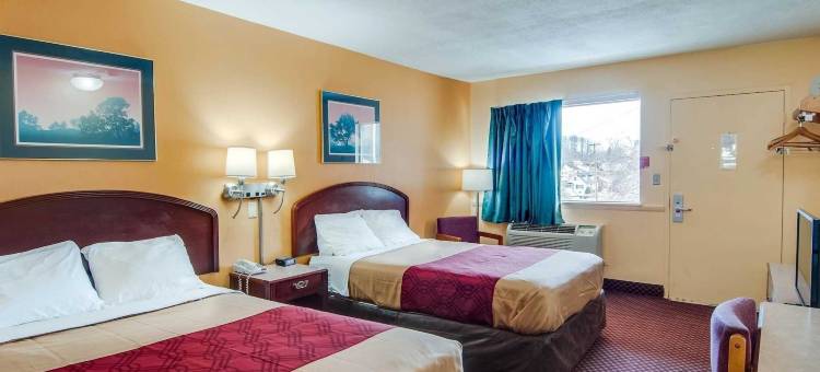 伊克诺旅馆，邻近布尔菲尔德学院(Econo Lodge Near Bluefield College)图片