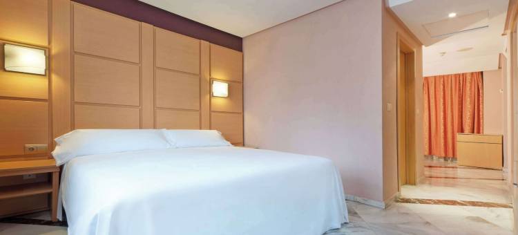 普埃托利亚诺酒店(Hotel Puertollano)图片