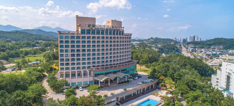 马瑞蒙斯酒店(Hotel Maremons)图片