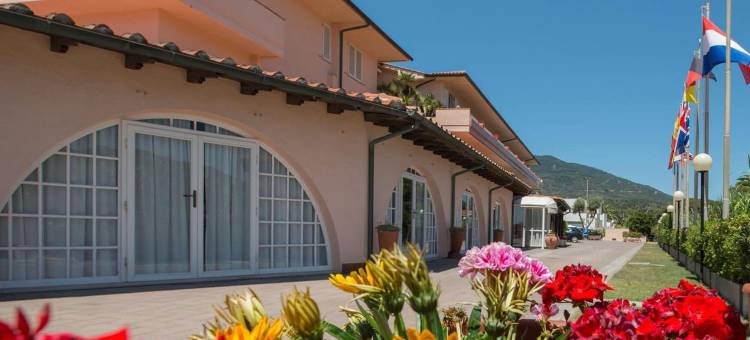 瑞瓦德尔索酒店(Hotel Riva del Sole)图片