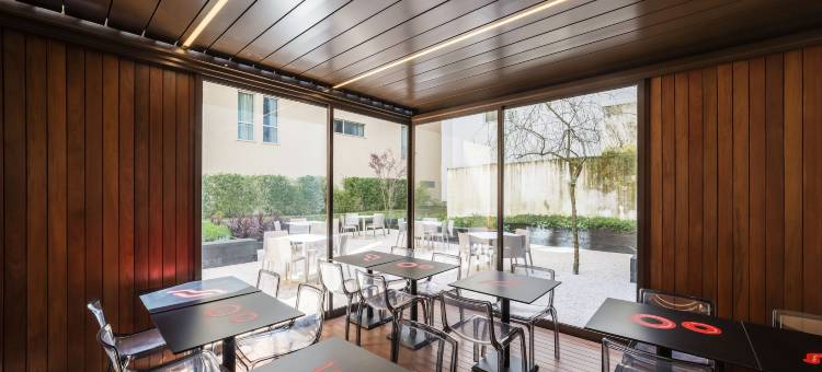 波尔图中心莫夫酒店(Moov Hotel Porto Centro)图片