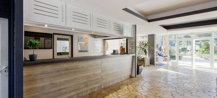 拉匹内德皮里埃瓦卡斯住宅酒店(Résidence Pierre & Vacances la Pinède)图片