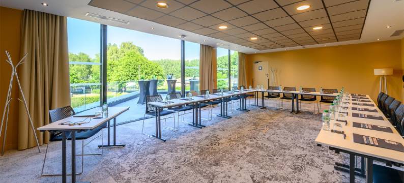 基里亚德尊贵酒店，贡比涅(Kyriad Prestige Compiegne)图片