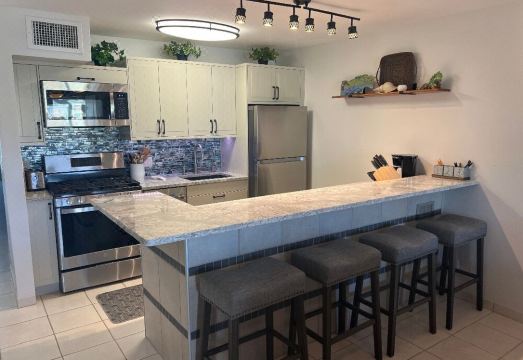 Sapphire Beach only steps away!Hotel Overview