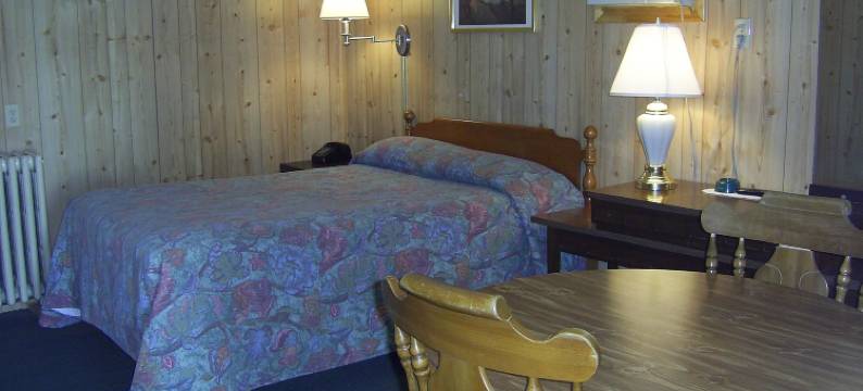 雪松林汽车旅馆(Cedar Grove Motel)图片