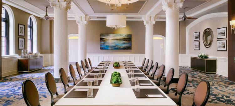 费尔蒙帝后饭店(Fairmont Empress Hotel)图片