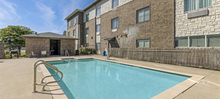 桑德巴斯套房贝斯特韦斯特优质套房酒店(Best Western Plus Sand Bass Inn  Suites)图片