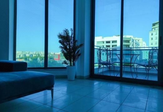 Italian Loft with Jacuzzi Near Lake Hotel Overview