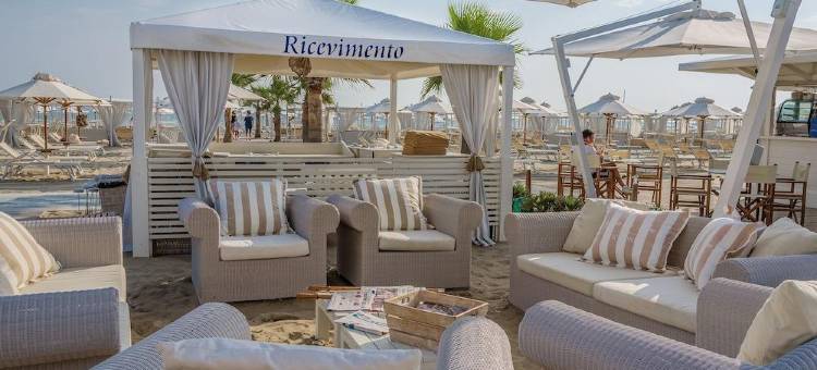 伦戈玛雷法义公寓式酒店 - 魅力出租公寓(Residence Lungomare - Charming Apartments)图片