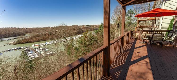 湖畔轻松三层住宅(Lake It Easy 3 Level Home)图片